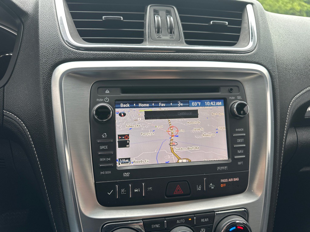 2015 GMC Acadia Image 14