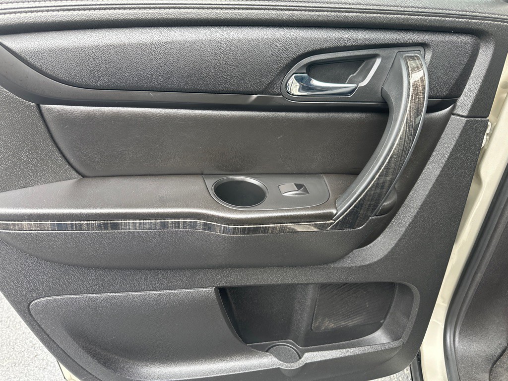 2015 GMC Acadia Image 29