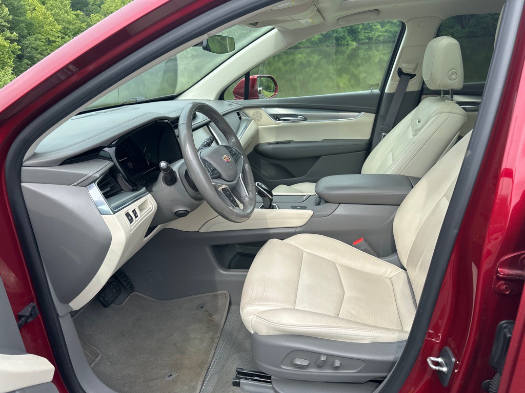 2019 Cadillac XT5 Image 8