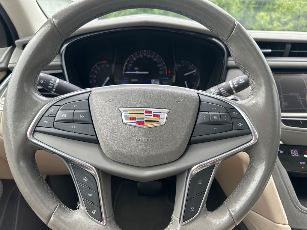 2019 Cadillac XT5 Image 11