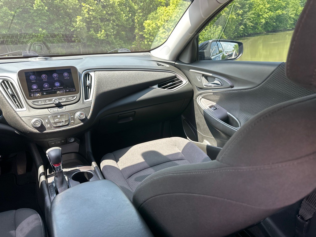 2022 Chevrolet Malibu Image 18