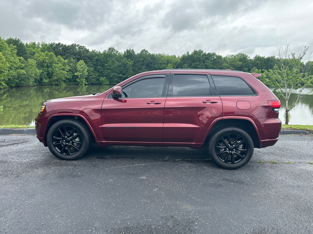 2020 Jeep Grand Cherokee Image 4