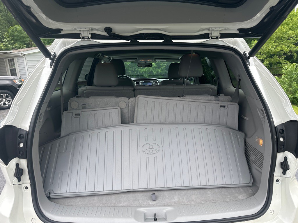 2015 Toyota Highlander Image 27
