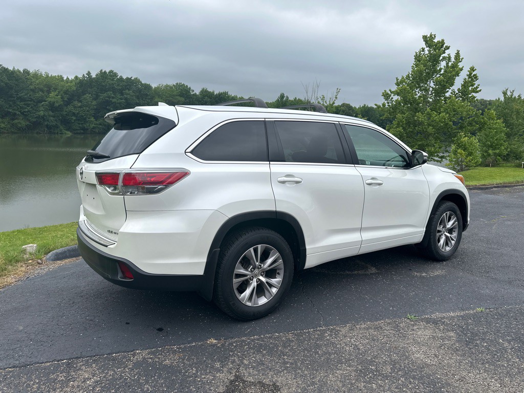 2015 Toyota Highlander Image 42