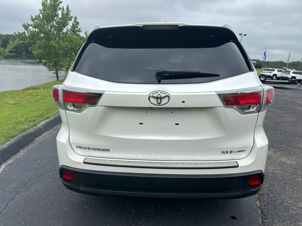 2015 Toyota Highlander Image 44