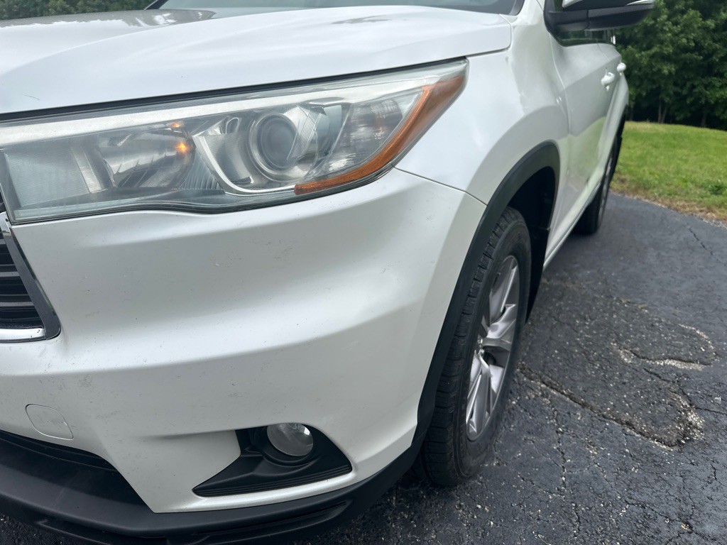 2015 Toyota Highlander Image 48