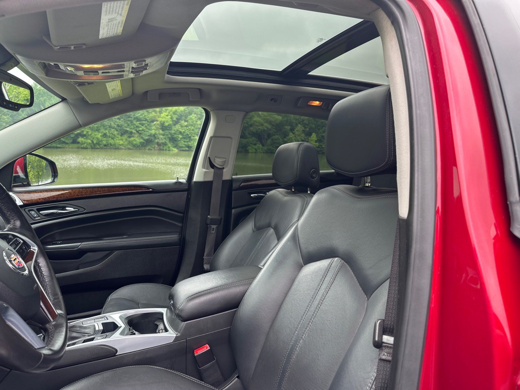 2016 Cadillac SRX Image 10