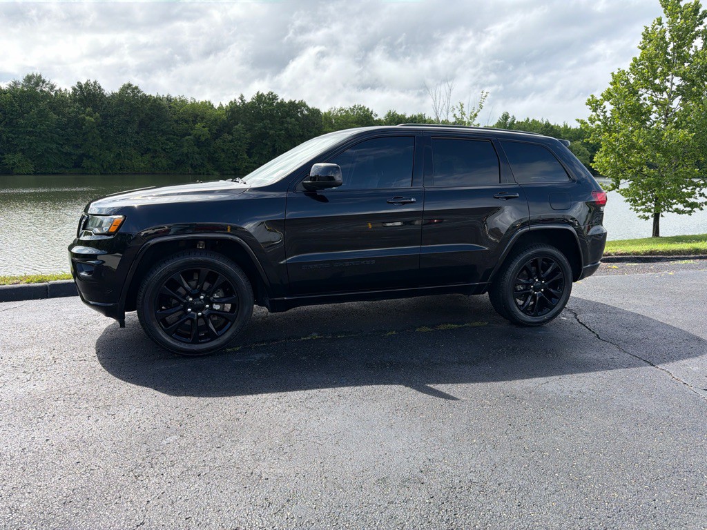 2020 Jeep Grand Cherokee Image 3