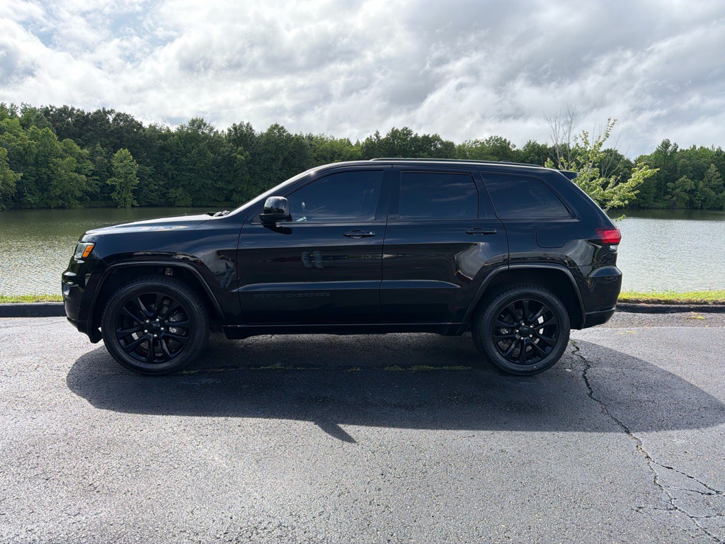 2020 Jeep Grand Cherokee Image 4