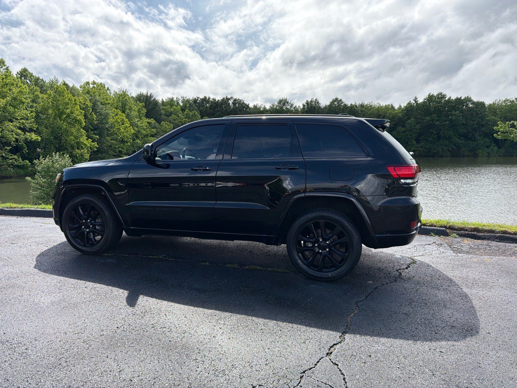 2020 Jeep Grand Cherokee Image 5
