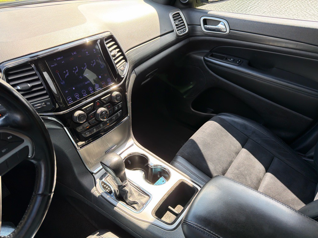 2020 Jeep Grand Cherokee Image 19