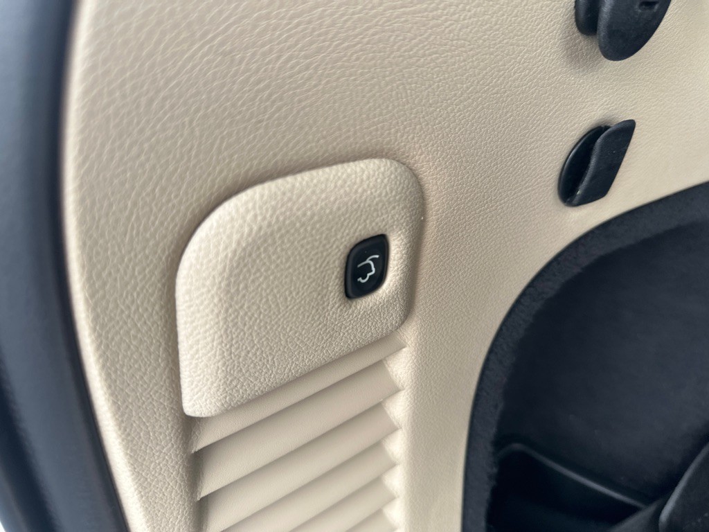 2018 Jeep Grand Cherokee Image 23