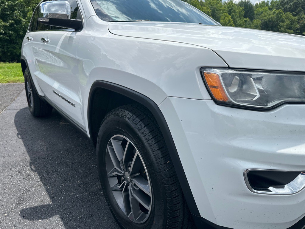 2018 Jeep Grand Cherokee Image 48