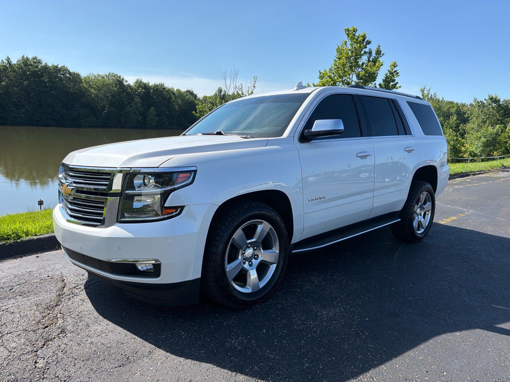 2020 Chevrolet Tahoe Image 2