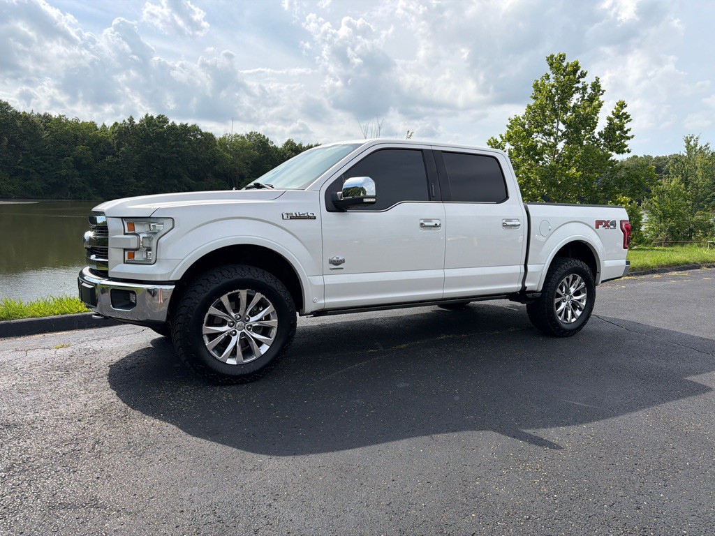 2015 Ford F-150 Image 2