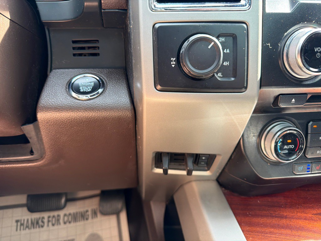 2015 Ford F-150 Image 21
