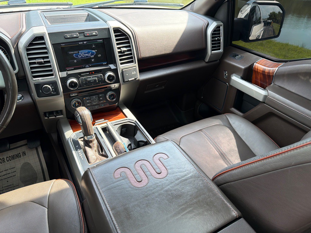 2015 Ford F-150 Image 30