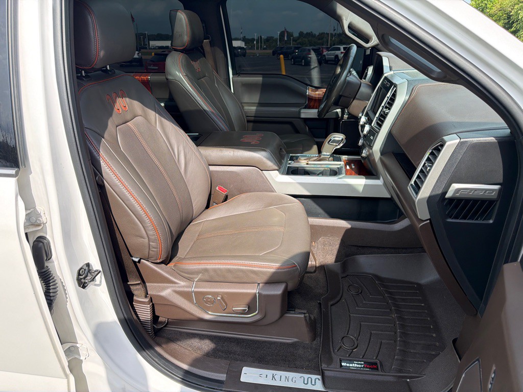 2015 Ford F-150 Image 37