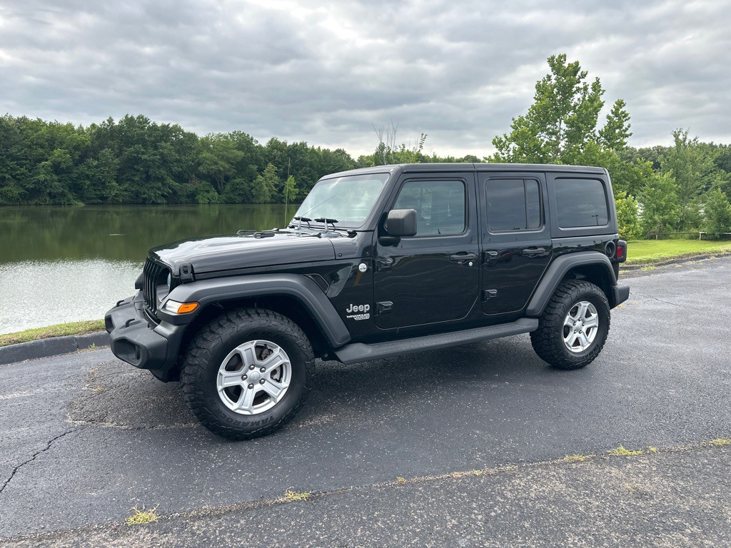 2019 Jeep Wrangler Unlimited Image 2