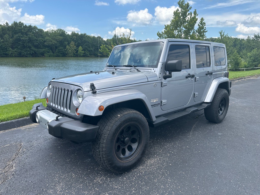 2013 Jeep Wrangler Unlimited Image 1