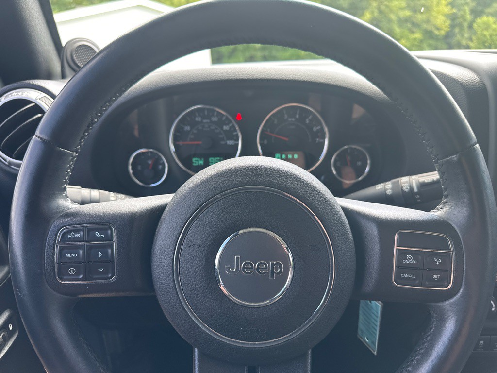 2013 Jeep Wrangler Unlimited Image 11