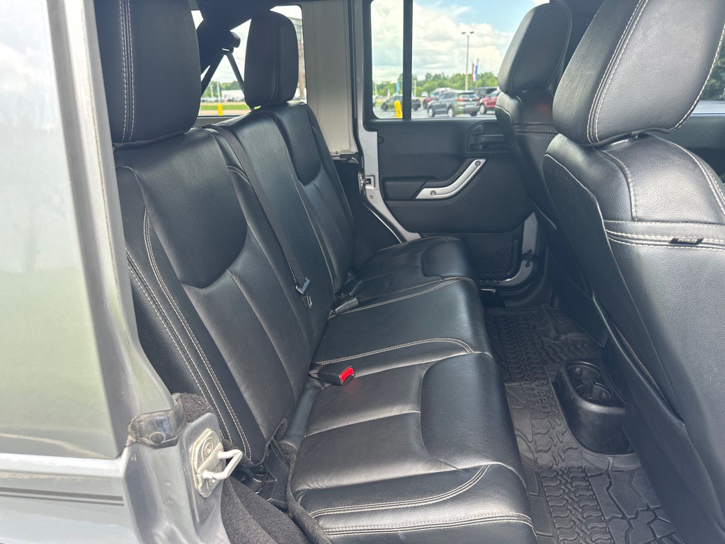 2013 Jeep Wrangler Unlimited Image 24