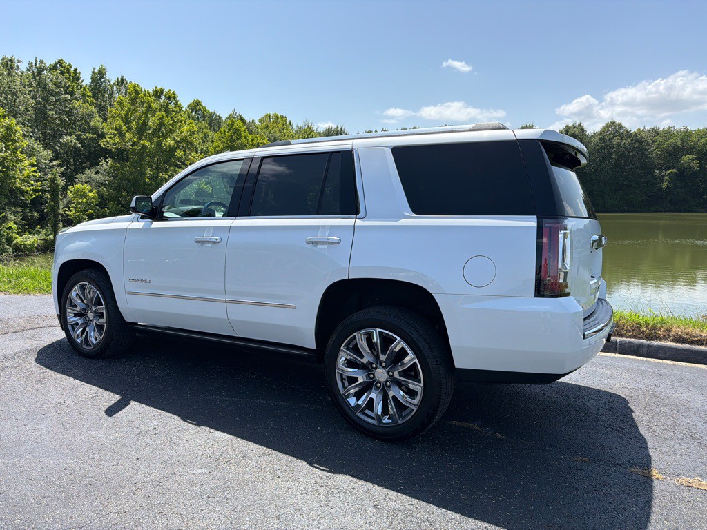 2017 GMC Yukon Image 6