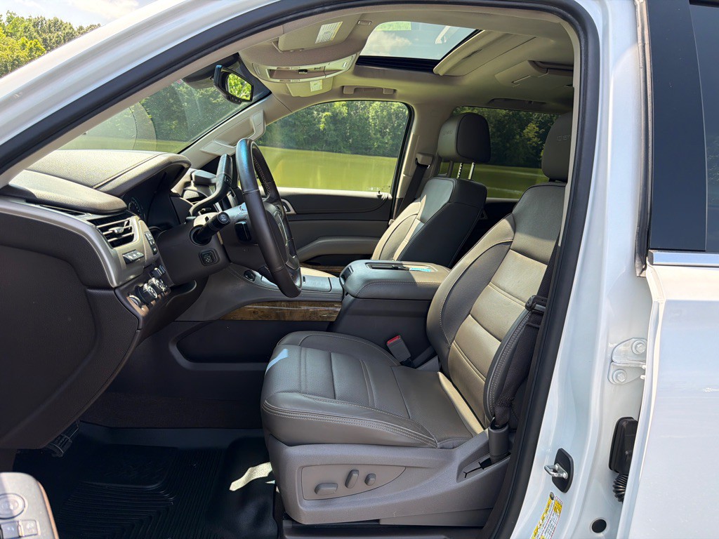 2017 GMC Yukon Image 12