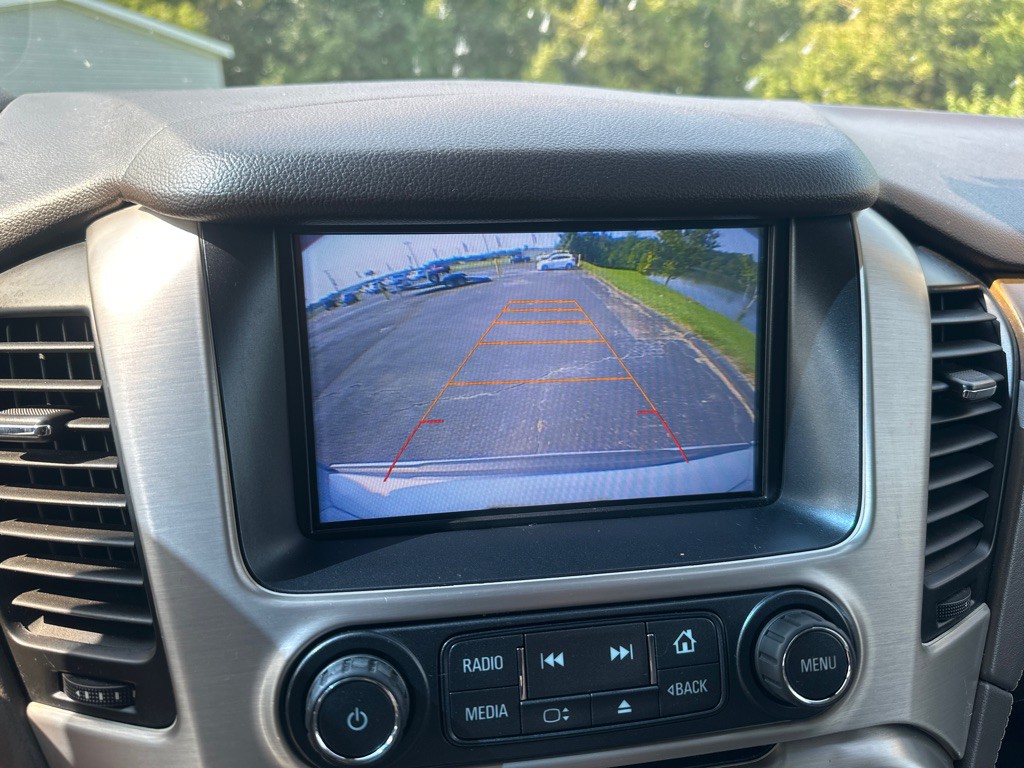 2017 GMC Yukon Image 17