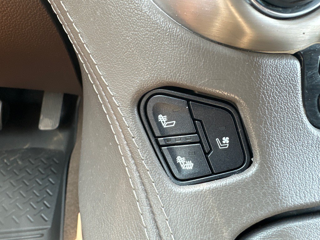 2017 GMC Yukon Image 18