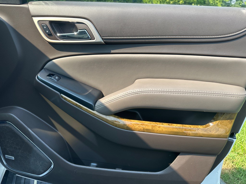2017 GMC Yukon Image 38