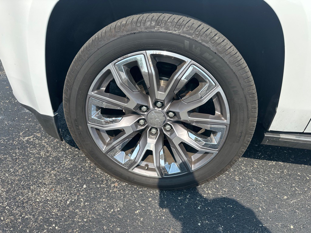 2017 GMC Yukon Image 42
