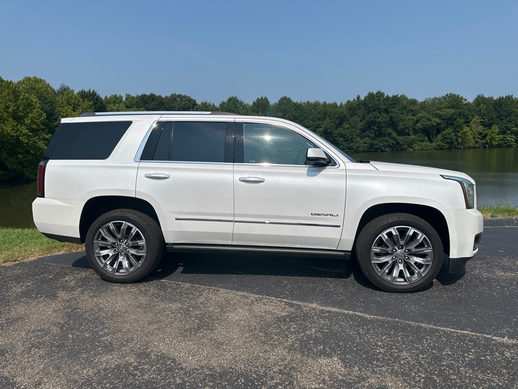 2017 GMC Yukon Image 45