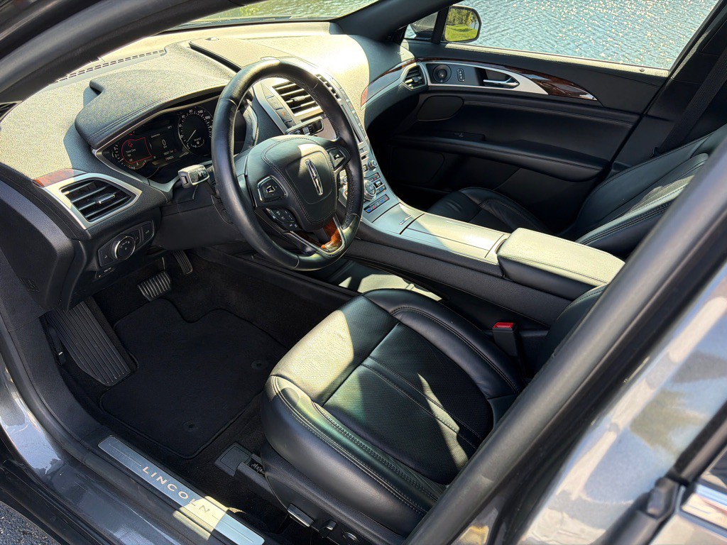 2020 Lincoln MKZ Image 11