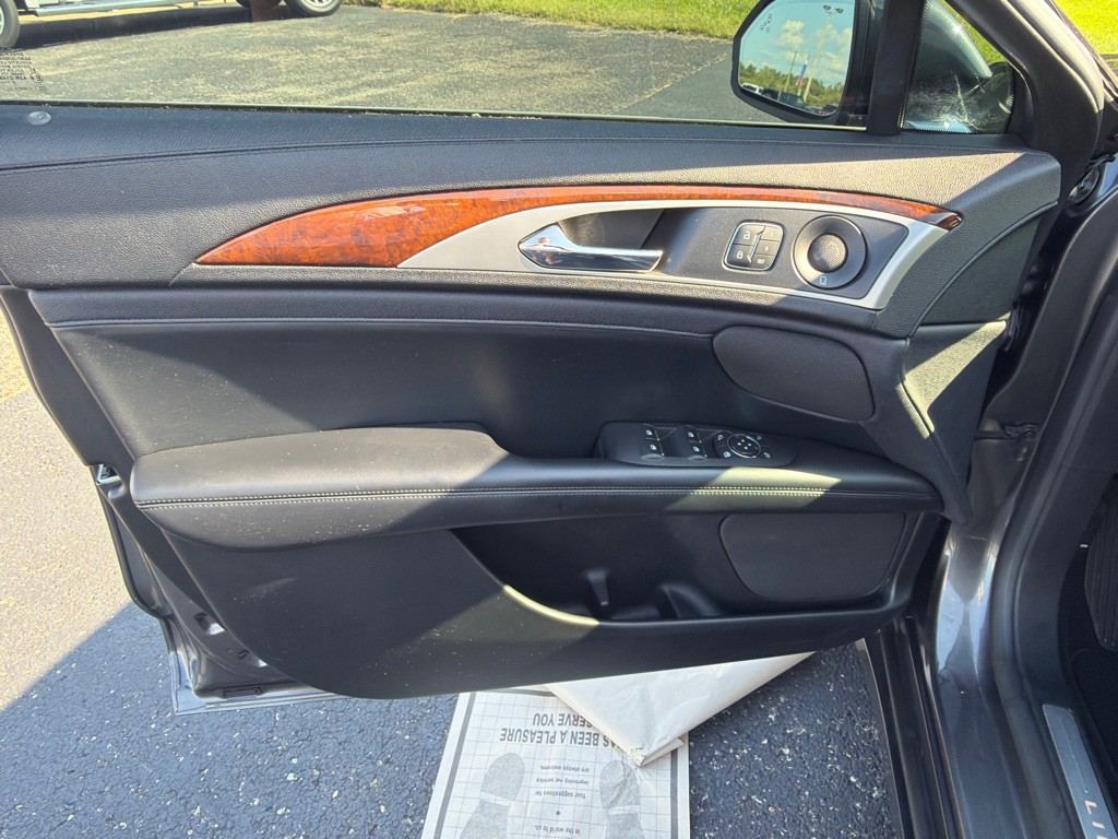 2020 Lincoln MKZ Image 17