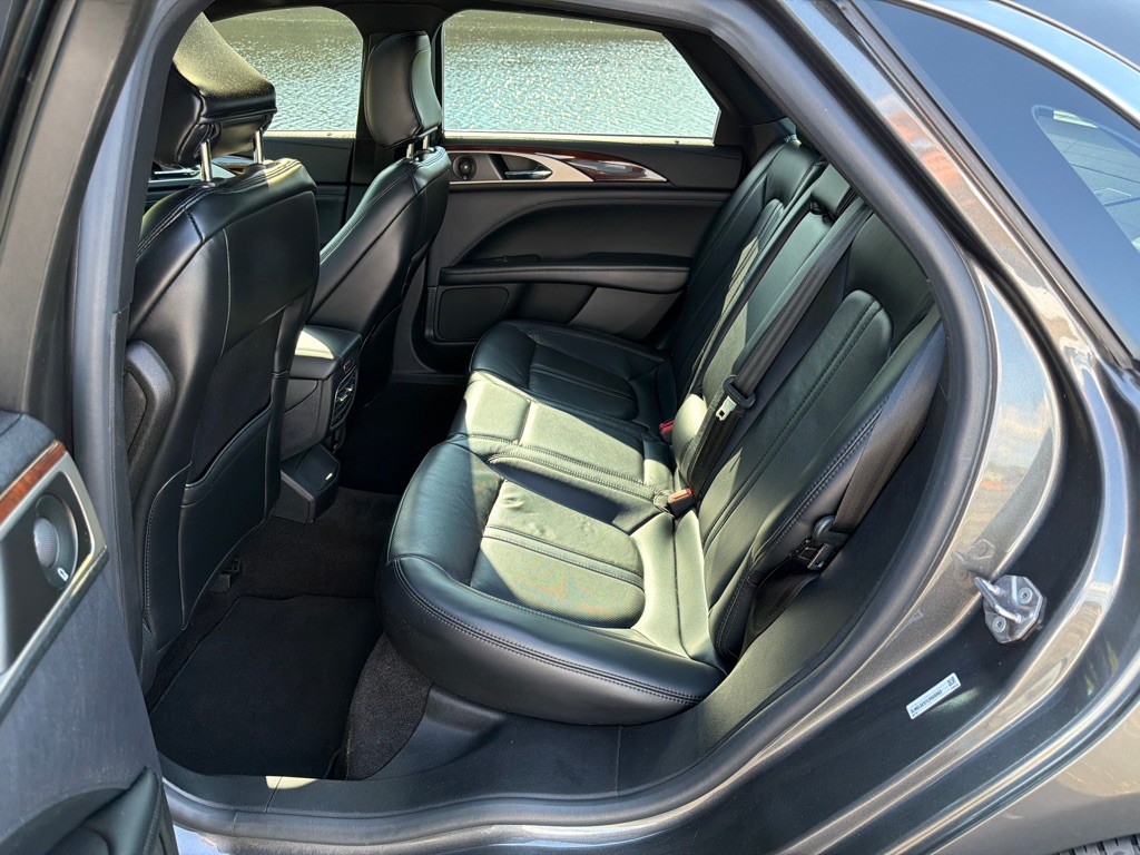 2020 Lincoln MKZ Image 18