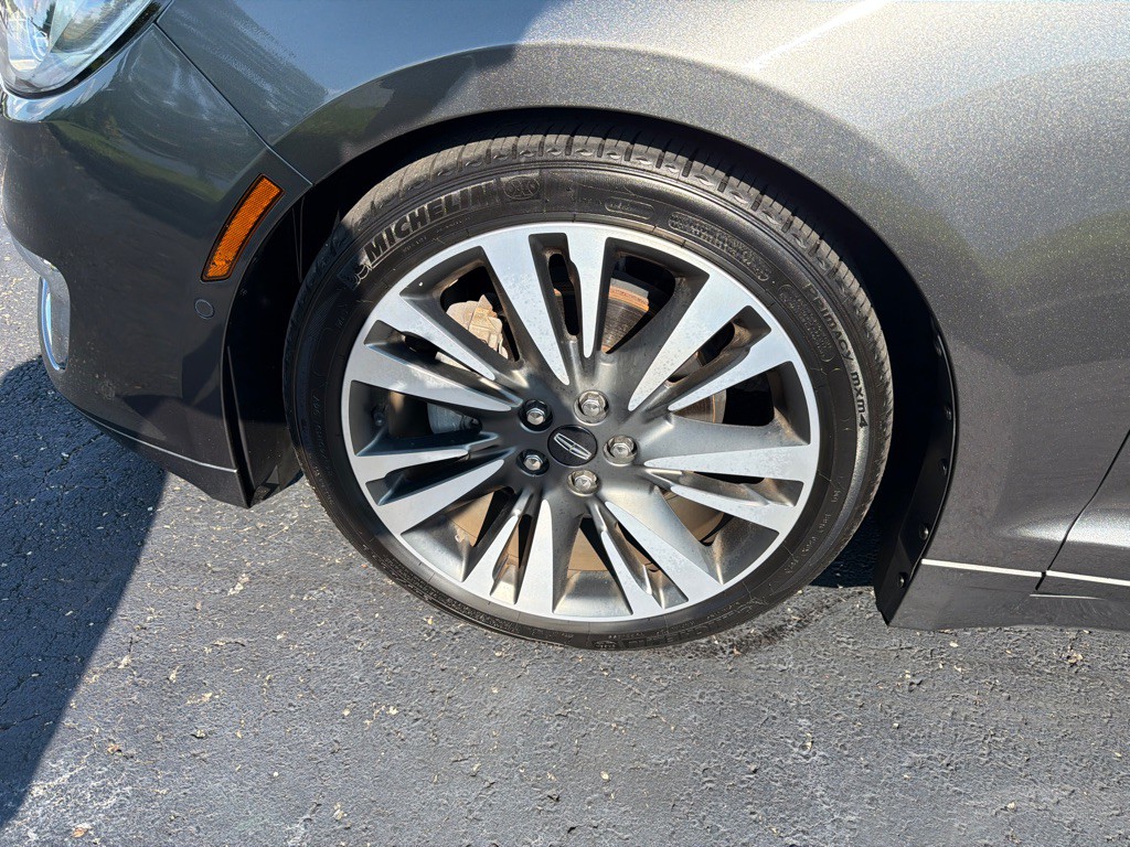 2020 Lincoln MKZ Image 45