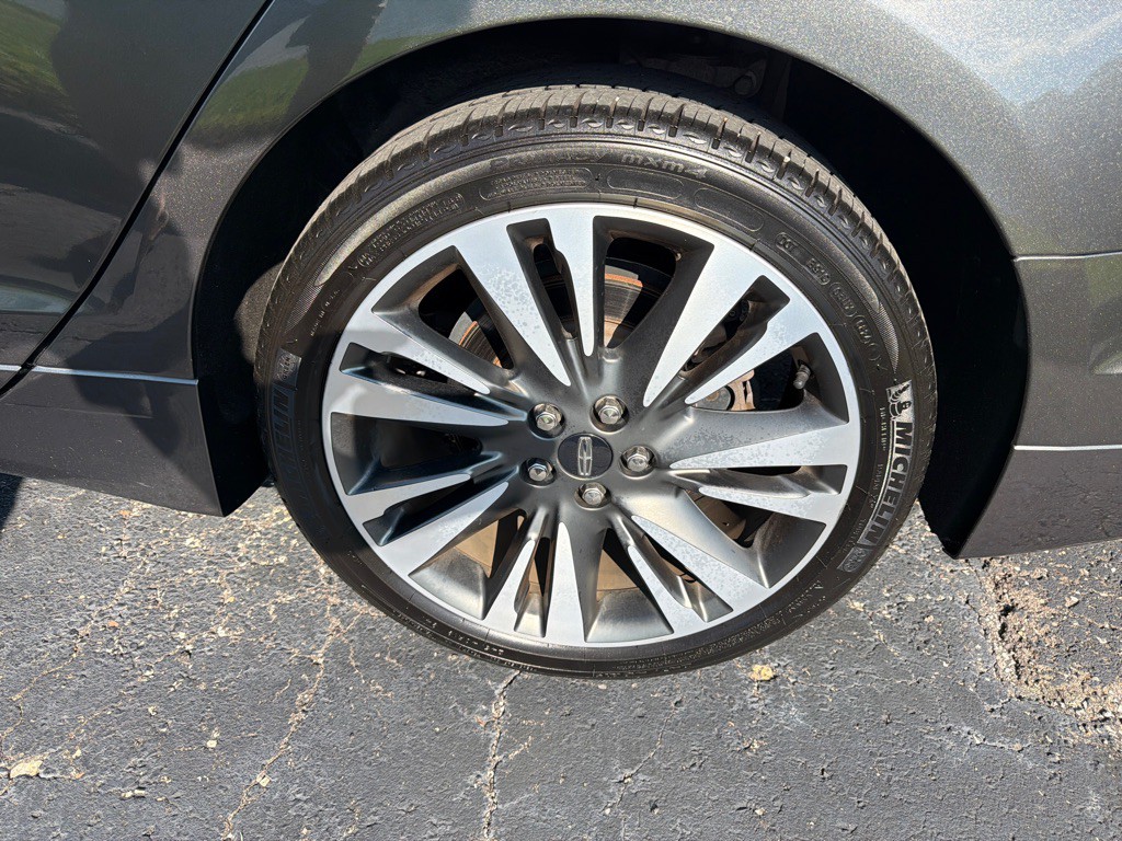 2020 Lincoln MKZ Image 46