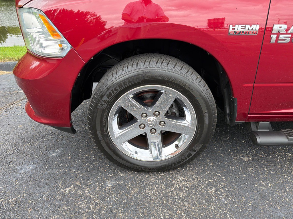 2014 RAM 1500 Image 8