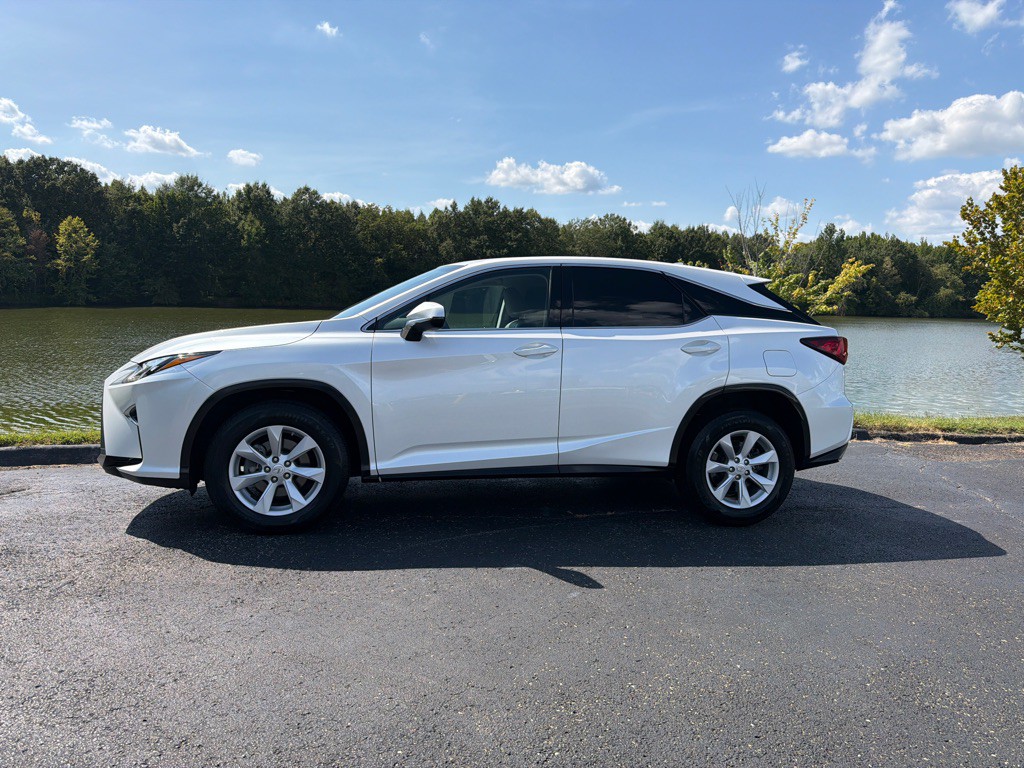2017 Lexus RX Image 3