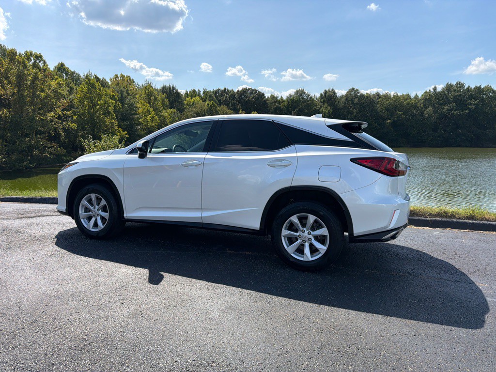 2017 Lexus RX Image 4