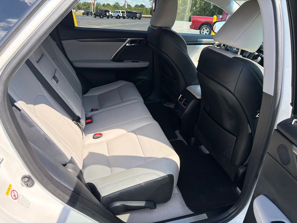 2017 Lexus RX Image 22