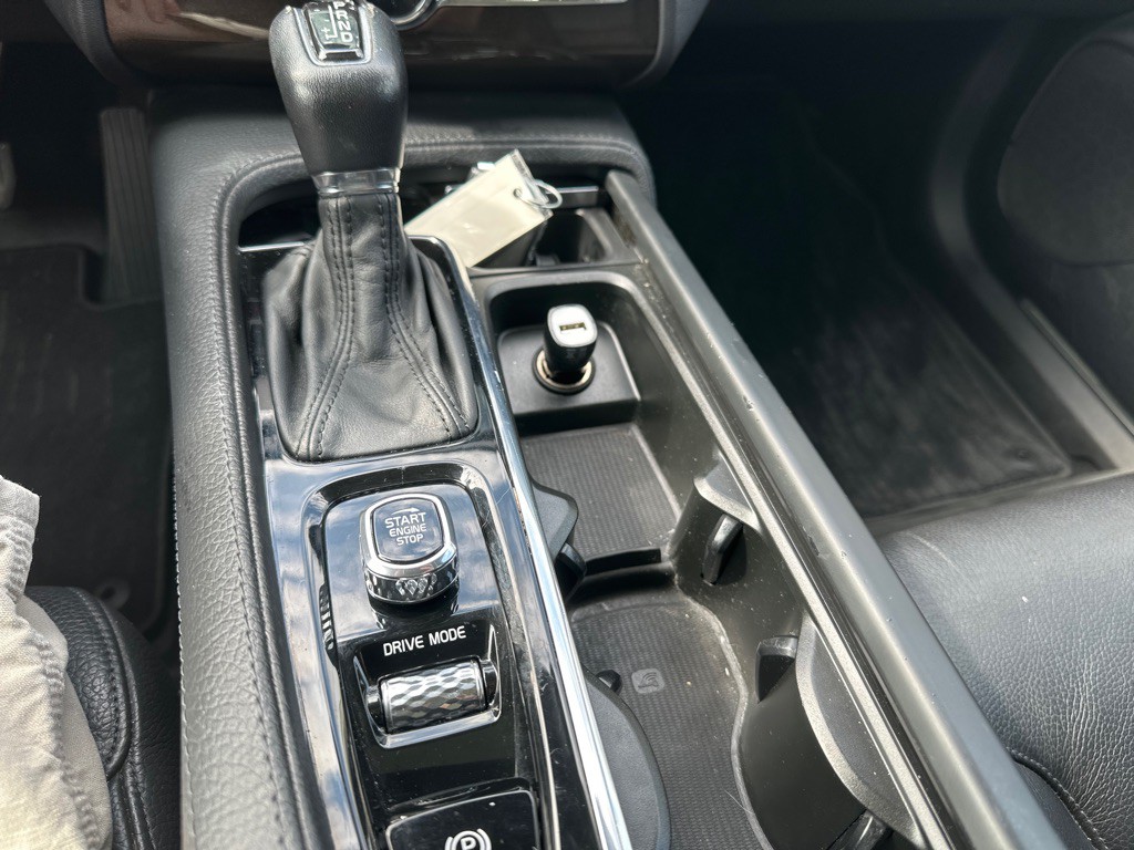 2018 Volvo XC90 Image 14