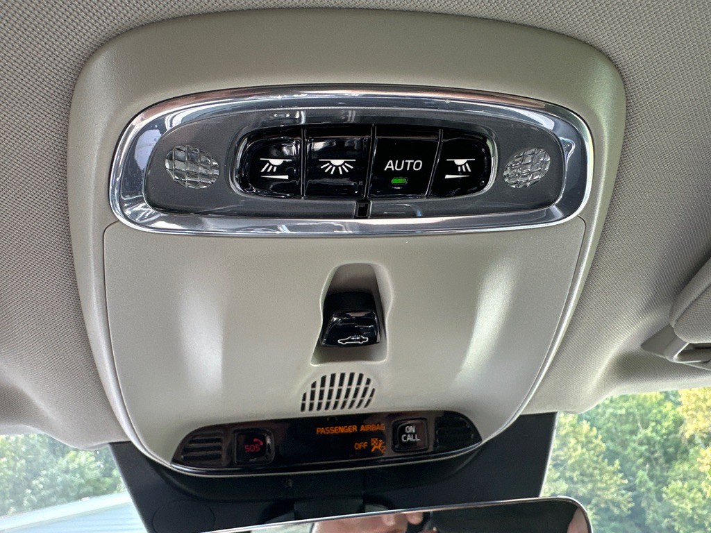 2018 Volvo XC90 Image 15