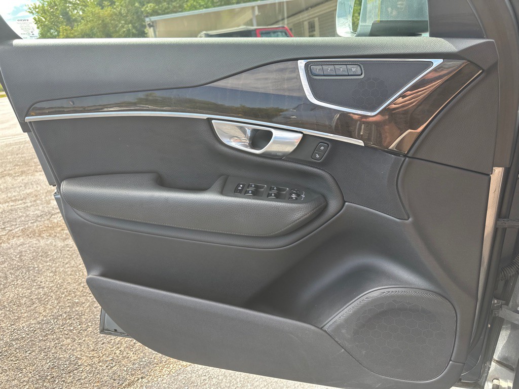 2018 Volvo XC90 Image 16