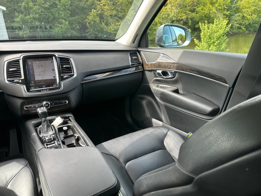 2018 Volvo XC90 Image 22