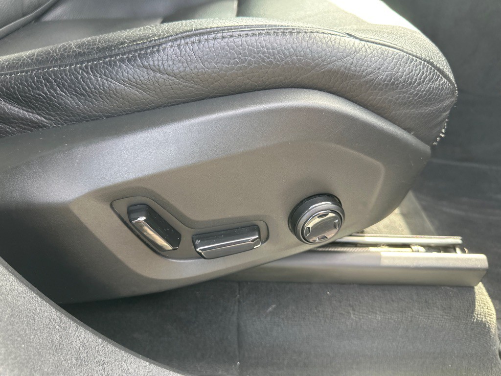 2018 Volvo XC90 Image 32