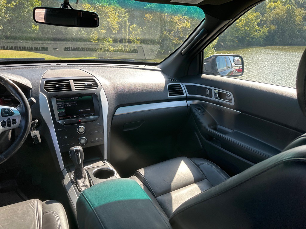 2014 Ford Explorer Image 21