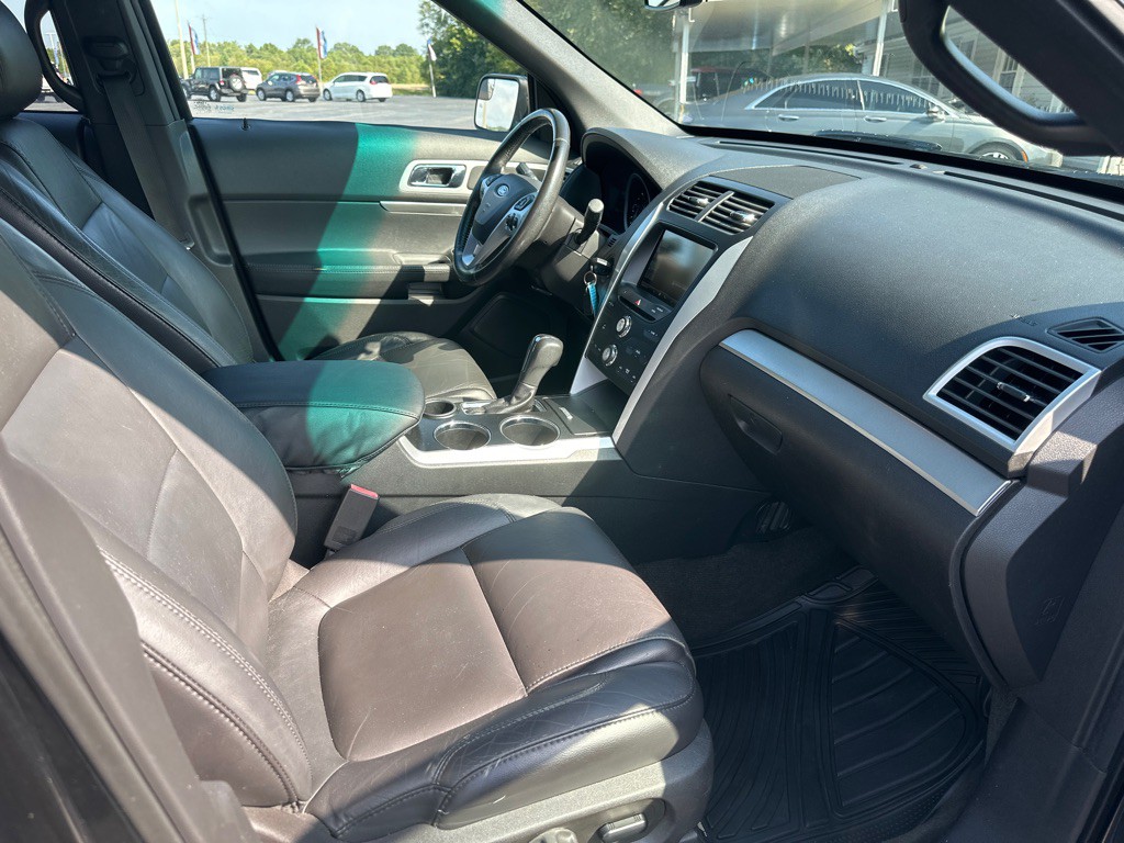 2014 Ford Explorer Image 27