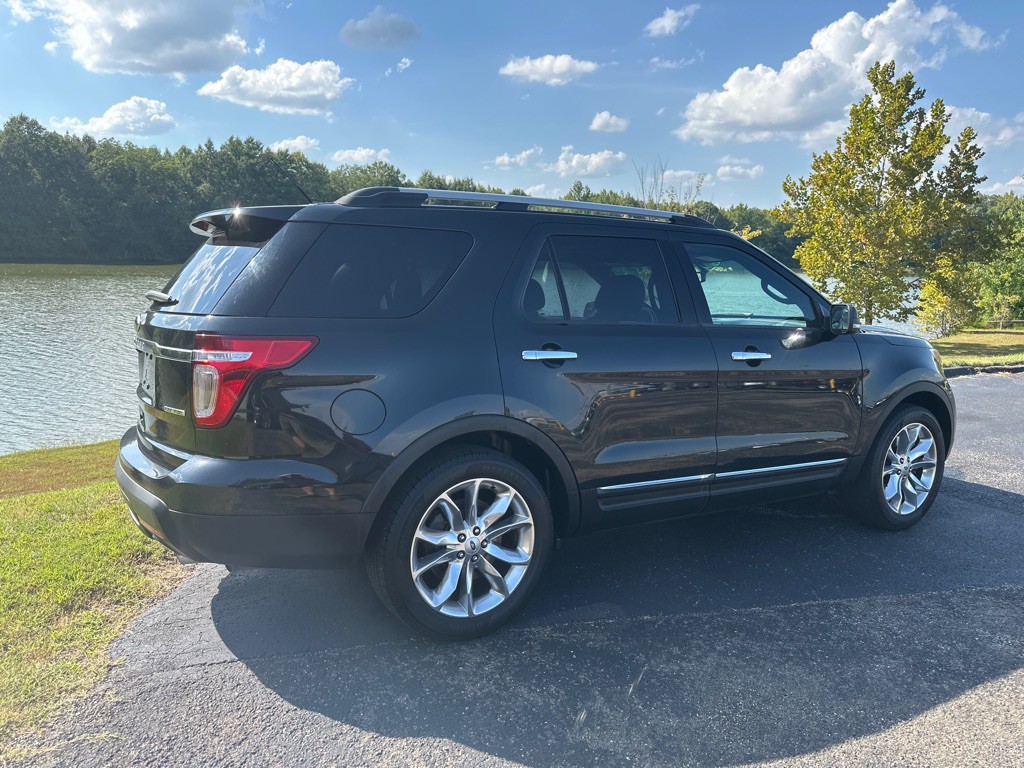 2014 Ford Explorer Image 40